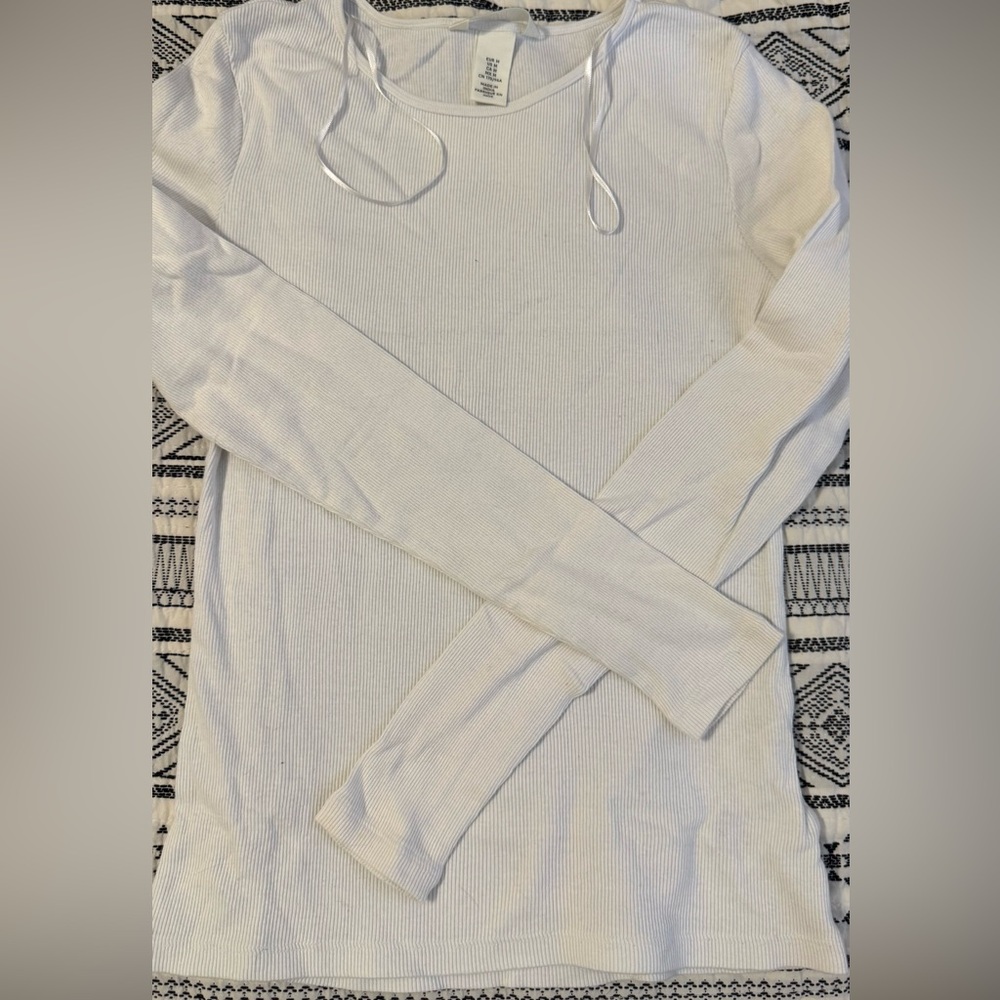 H&M Cream Ribbed Crewneck Long Sleeve Top
